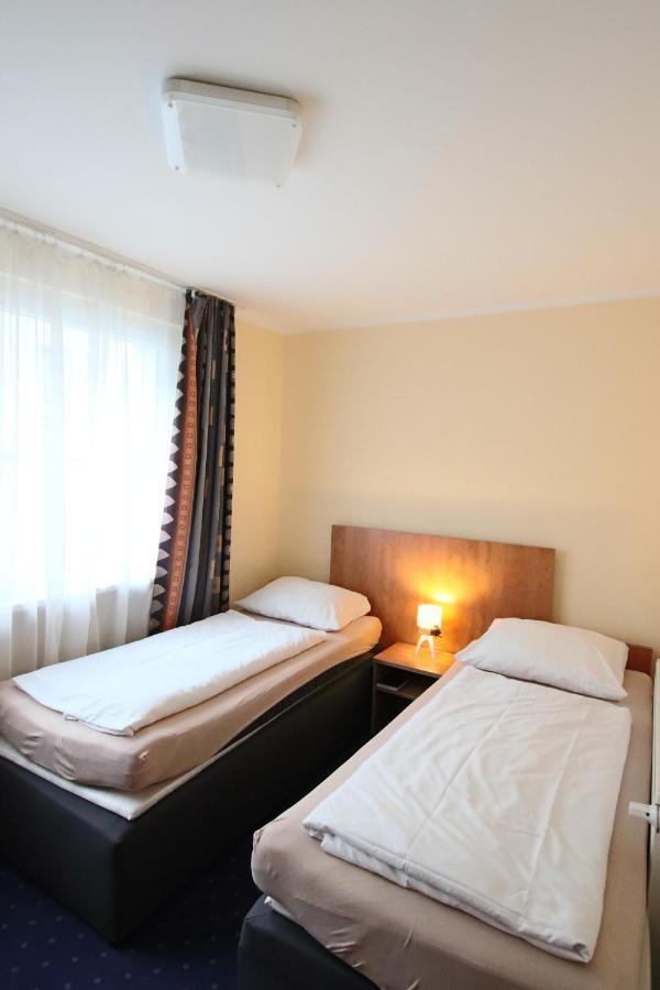 Centro Hotel Oberhausen Exteriör bild